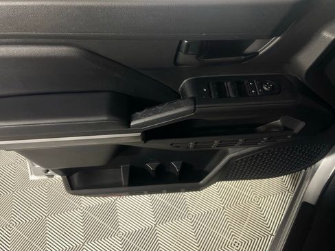 Used 2025 Toyota Tacoma SR5 image 24