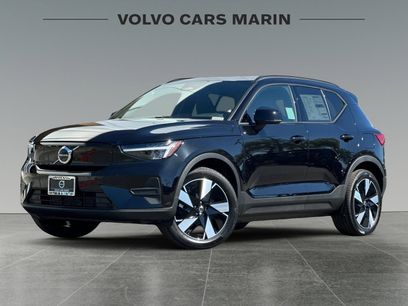 New 2025 Volvo EX40 Core w/ Climate Package