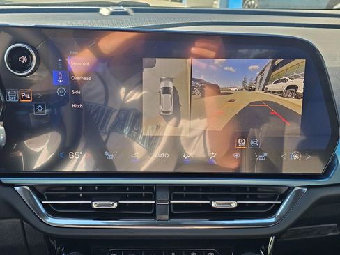 New 2026 Chevrolet Equinox EV LT image 30