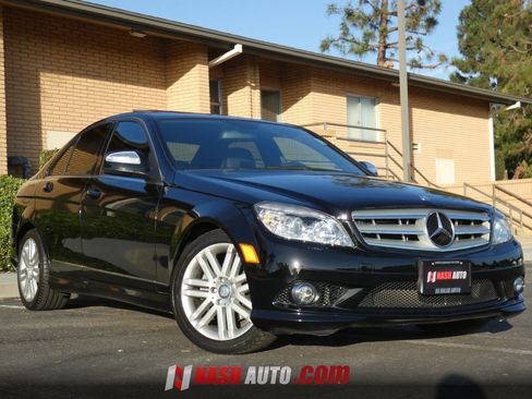 Used 2009 Mercedes-Benz C 300 Sedan image 5