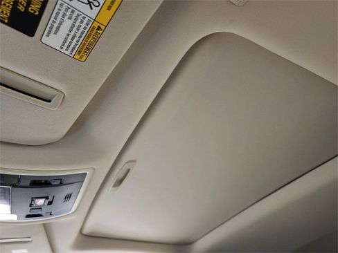 Used 2022 Lexus RX 350L Luxury image 25