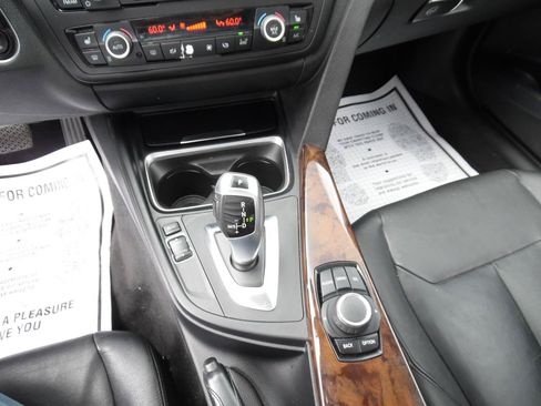 Used 2015 BMW 328i xDrive Sedan AWD/4WD image 16