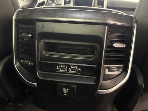 Used 2020 RAM 1500 Big Horn AWD/4WD image 18