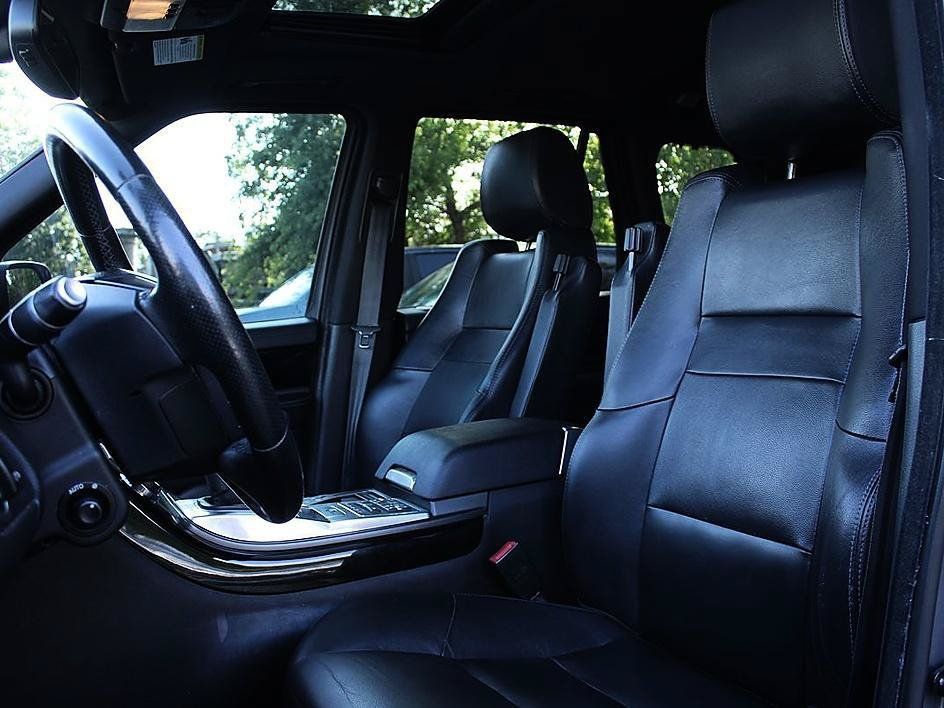 Used 2013 Land Rover Range Rover Sport HSE AWD/4WD image 12