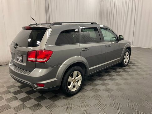 Used 2012 Dodge Journey SXT w/ Flexible Seating Group image 5