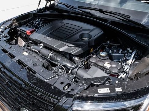 Used 2025 Land Rover Range Rover Velar Dynamic SE AWD/4WD image 59