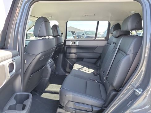 New 2026 Hyundai Santa Fe SEL image 9