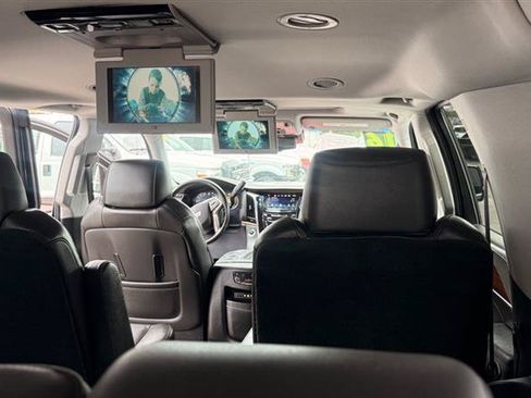 Used 2016 Cadillac Escalade ESV Luxury AWD/4WD image 33
