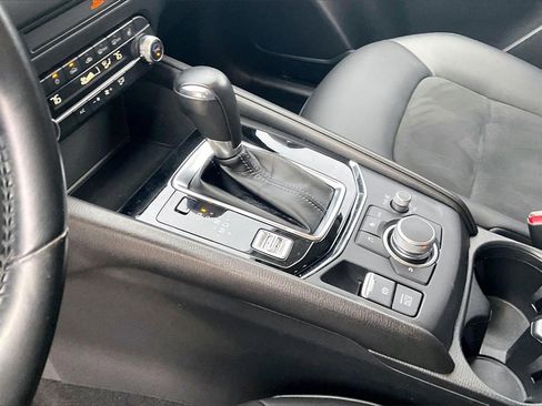 Used 2020 MAZDA CX-5 Touring image 17