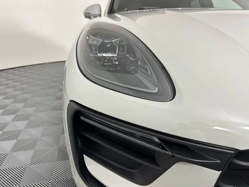 Certified 2026 Porsche Macan Turbo AWD/4WD image 9