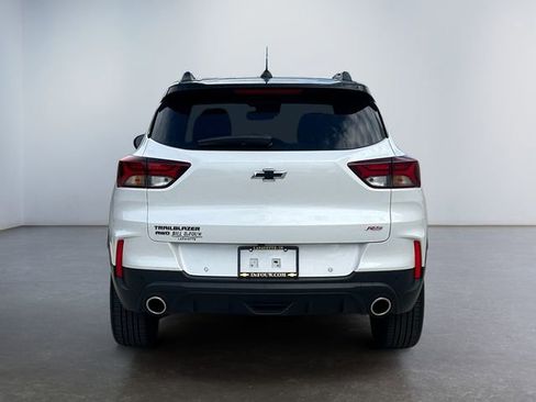 Used 2021 Chevrolet TrailBlazer RS w/ Sun and Liftgate Package image 4