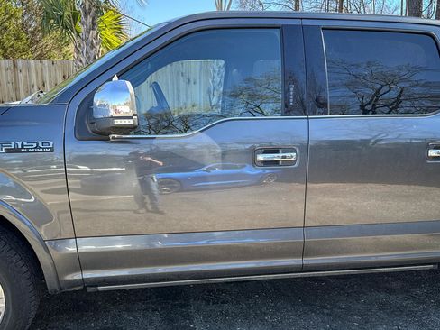 Used 2018 Ford F150 Platinum w/ FX4 Off-Road Package image 19