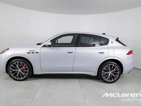 Used 2023 Maserati Grecale Modena AWD/4WD image 5