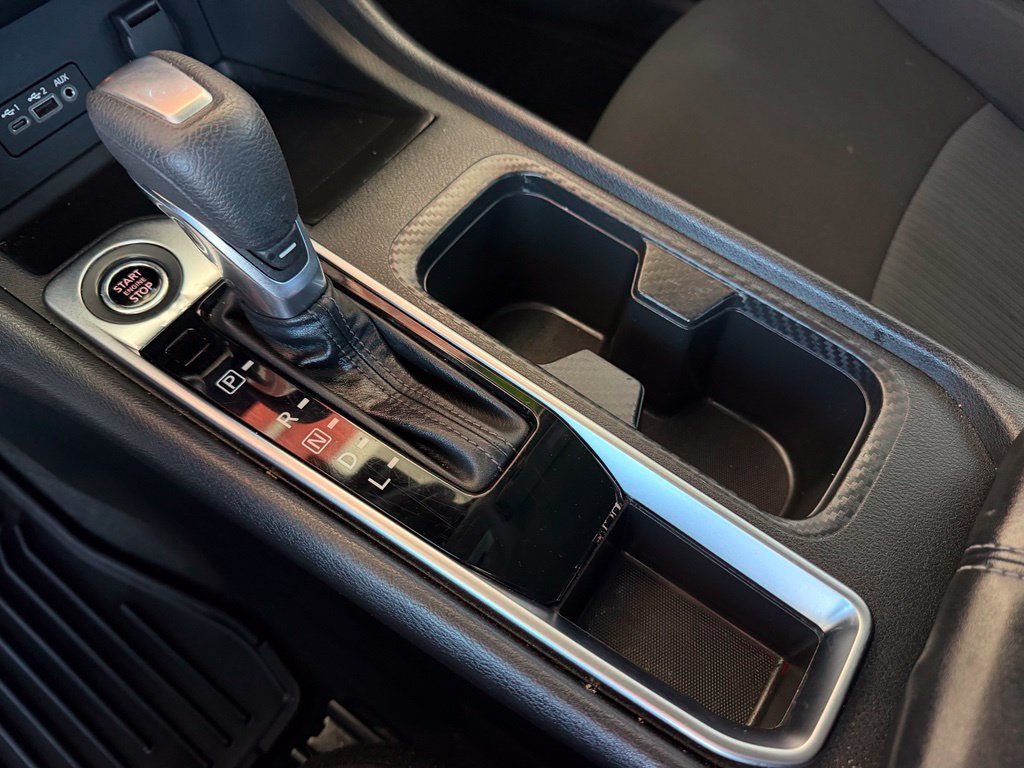 Used 2022 Nissan Sentra SV FWD image 28