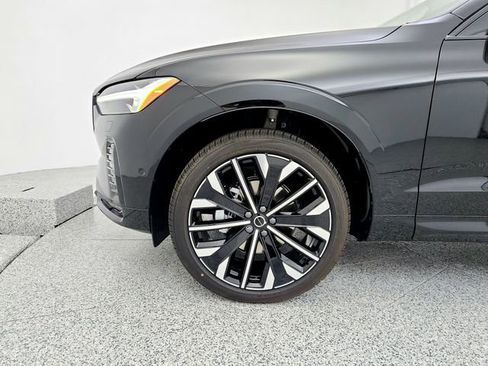 New 2026 Volvo XC60 B5 Ultra w/ Protection Package Premier image 25