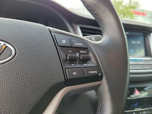 Used 2018 Hyundai Tucson SEL Plus w/ Cargo Package FWD image 23