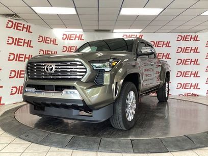 Used 2024 Toyota Tacoma Limited w/ Limited Package (LT)