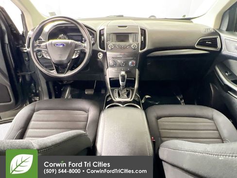 Used 2016 Ford Edge SE image 7