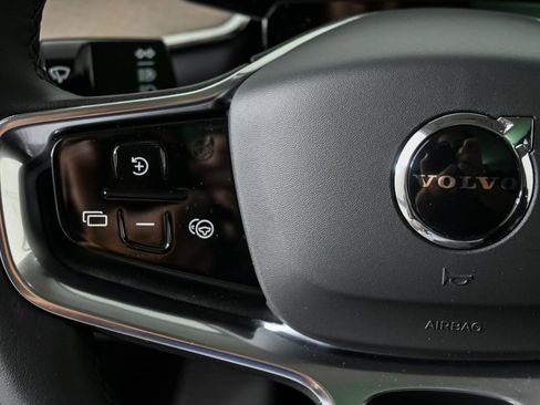 New 2025 Volvo EX90 Plus w/ Protection Package Premier AWD/4WD image 10