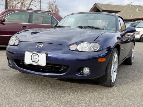 Used 2003 MAZDA MX-5 Miata SE image 3