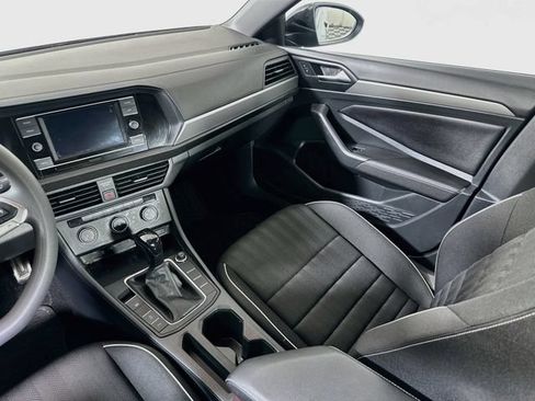 Certified 2023 Volkswagen Jetta Sport FWD image 22