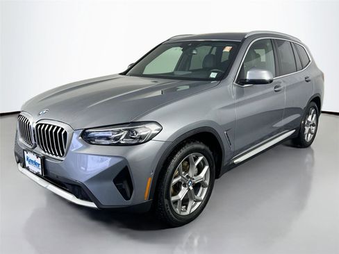 Certified 2023 BMW X3 xDrive30i w/ Premium Package image 2