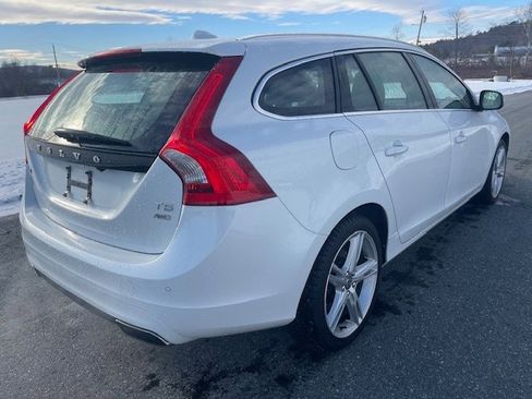 Used 2016 Volvo V60 T5 Premier image 4