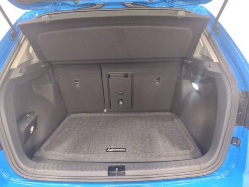 New 2026 Volkswagen Taos SE AWD/4WD image 15