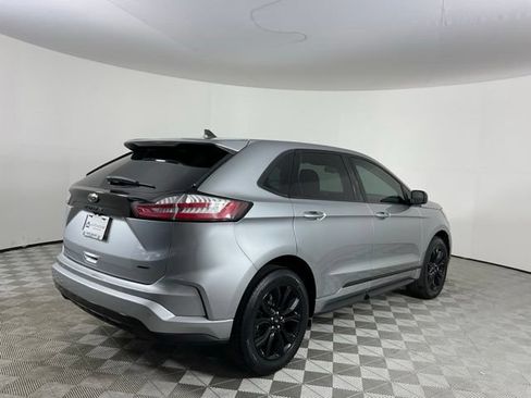 Used 2023 Ford Edge SE w/ Black Appearance Package AWD/4WD image 5