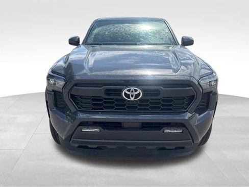 Used 2024 Toyota Tacoma TRD Off-Road AWD/4WD image 8