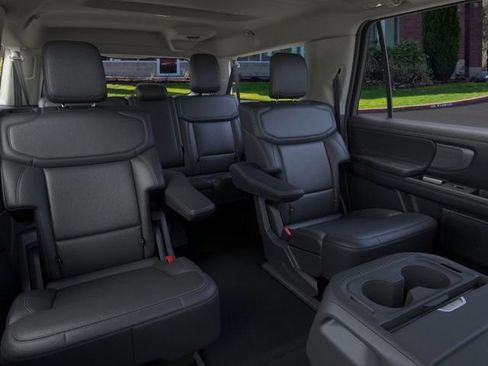 New 2026 Ford Expedition Max Platinum w/ Driver's Package image 11