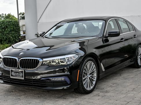 Used 2017 BMW 530i xDrive AWD/4WD image 5