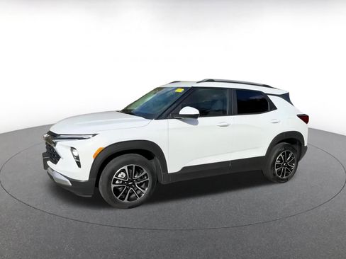 Used 2025 Chevrolet TrailBlazer LT image 8