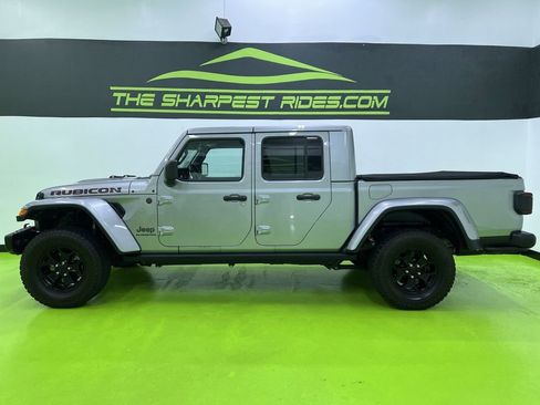 Used 2020 Jeep Gladiator Rubicon w/ Advanced Safety Group AWD/4WD image 6