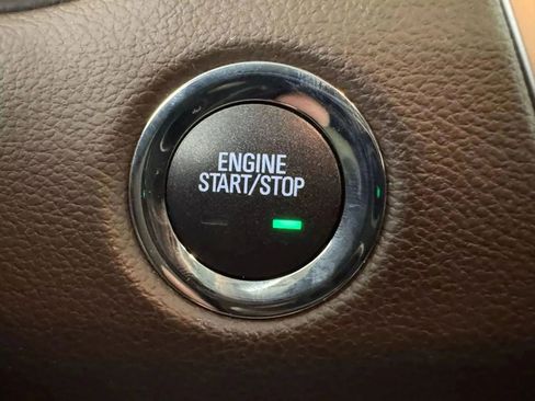 Used 2016 Cadillac SRX Luxury w/ Driver Awareness Package image 19