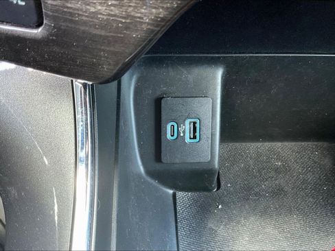 Used 2023 Ford F150 XLT w/ Equipment Group 302A High image 17