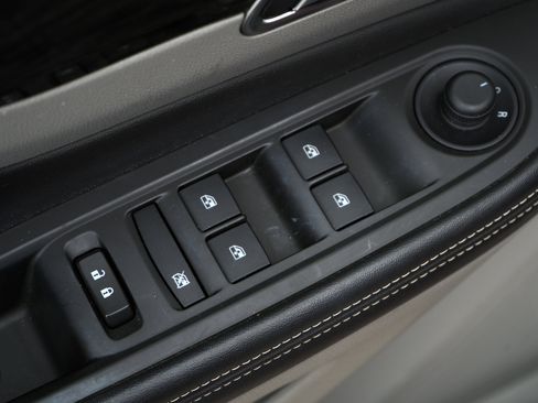 Used 2015 Buick Encore Convenience image 36