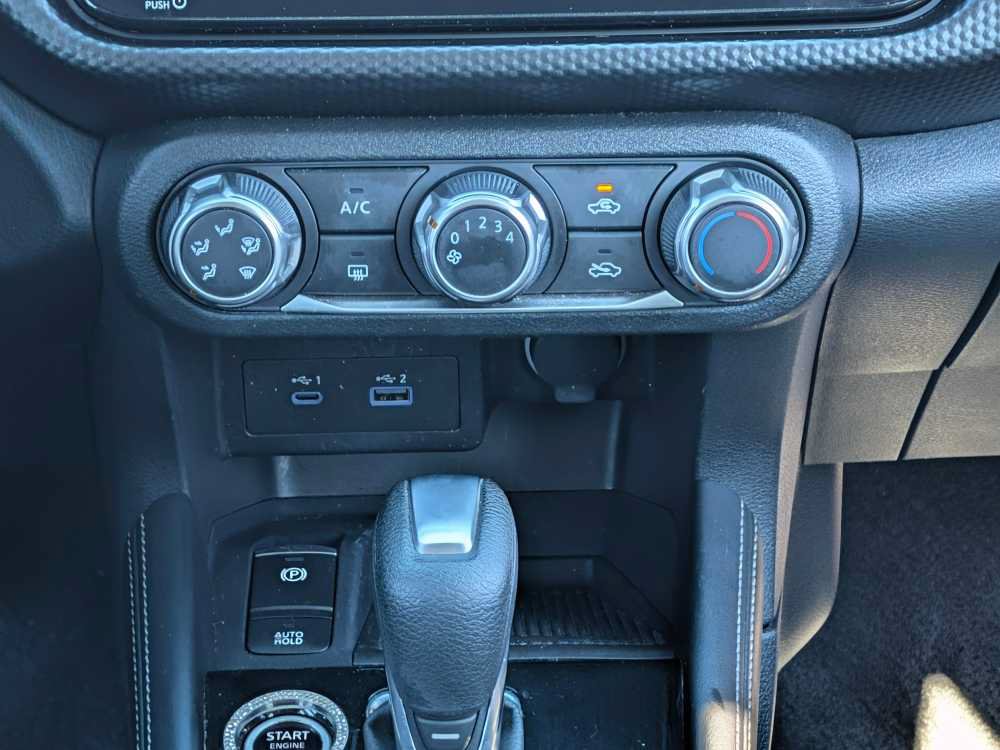 Used 2023 Nissan Kicks SV FWD image 24