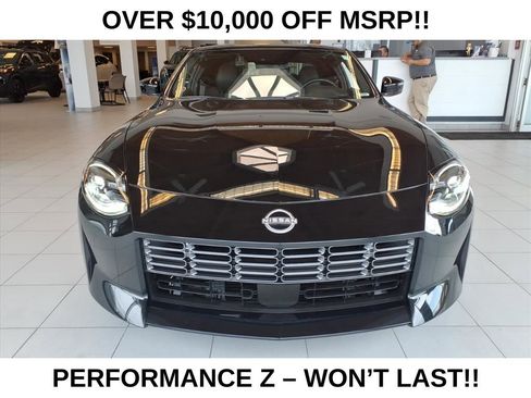 Used 2024 Nissan Z Performance w/ Floor Mat Package RWD image 3