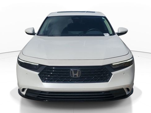Used 2024 Honda Accord EX-L image 3