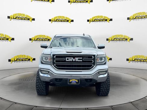 Used 2018 GMC Sierra 1500 SLE w/ Suspension Package, Off-Road AWD/4WD image 9