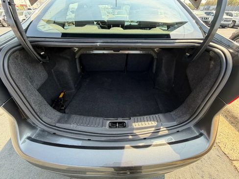 Used 2019 Ford Fiesta SE w/ Equipment Group 201A image 9