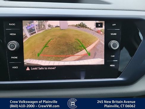 Certified 2023 Volkswagen Taos SE AWD/4WD image 8