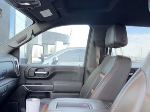 Used 2022 GMC Sierra 3500 AT4 w/ Gooseneck/5TH Wheel Package image 5