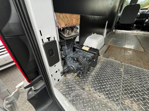 Used 2018 Ford Transit 250 148 Low Roof RWD image 29