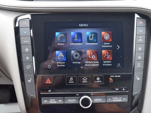 Used 2023 INFINITI QX50 Luxe FWD image 39