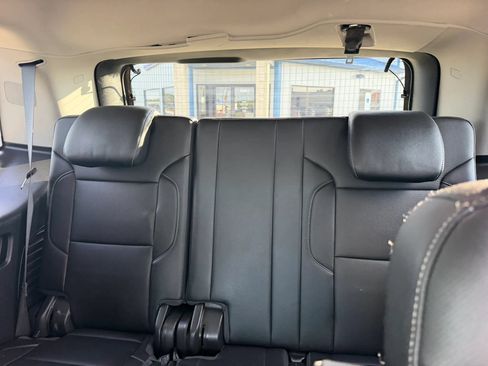 Used 2019 GMC Yukon SLT w/ Premium Edition AWD/4WD image 36