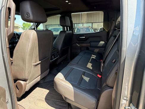 Used 2021 GMC Sierra 1500 Denali w/ Denali Ultimate Package AWD/4WD image 13