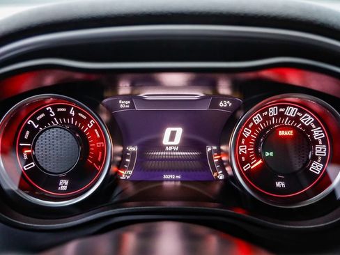 Used 2022 Dodge Challenger R/T Scat Pack RWD image 27
