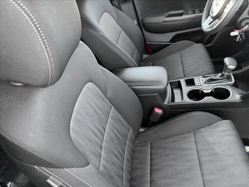 Used 2022 Kia Sportage LX image 20